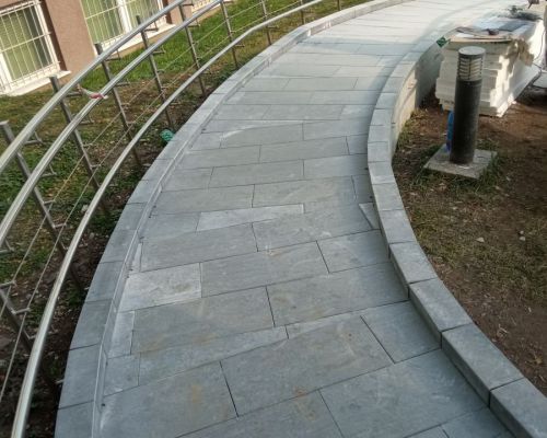 rekonstrukcia-schody-bezbarierovy-pristup-slovnaft-004